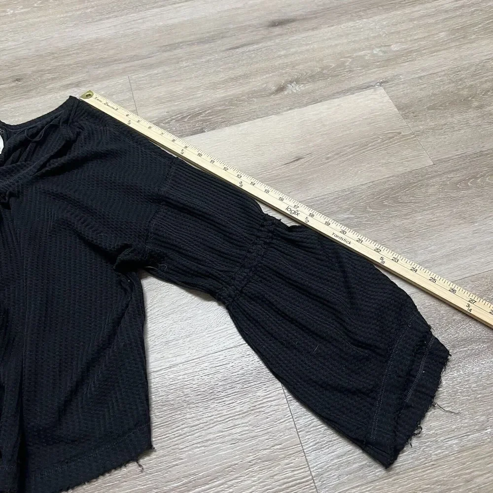 FREE PEOPLE We The Free Women Black Waffle Knit Top Size Medium Belt Sleeve